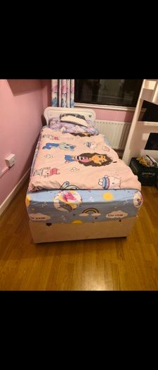 bed frame and mattress