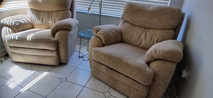 Recliner & Dining Chair