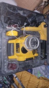 Dewalt dumpy level (old model)