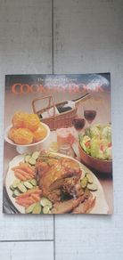Vintage Cookbook :The StMichael All Colour Cookery Book by Jeni Wright - 1984