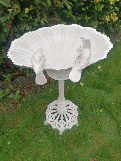 Cast Iron Bird Bath Victorian Style