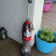 Upright DYSON Vacuum Cleaner