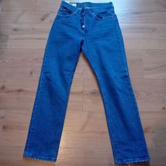 ladies jeans. W26 L28 Levis 501