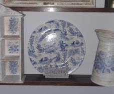 country kitchen little cabinet