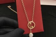 Long necklace