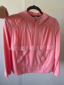 new no tags - lululemon top