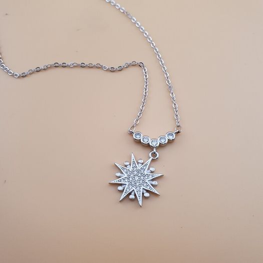 925 Sterling Silver Sparkling Sunburst Pendant Necklace with CZ Stones Elegant Radiant Star Design