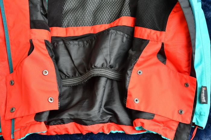 Colorblock Ski Jacket by Crivit Thinsulate Warm, Waterproof, Perfect for Winter Sports!