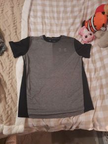 under armour t shirt