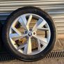 19in 5x112 genuine Skoda alloys Image 5