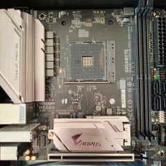 Gigabyte Aorus b450 Am4 motherboard (faulty)