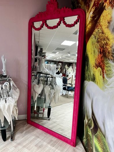 MUST GO! Vintage Style Throne, Chairs (big&small), Mirrors & Flower Arch - QUICK SALE!