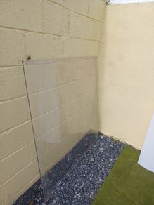 Perspex 128 cm x 127 cm, 10 mm thickness