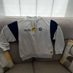 Penn jumper,t shirt and shorts