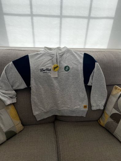 Penn jumper,t shirt and shorts