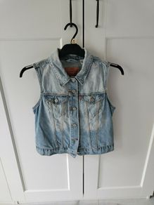 Levis sleeveless jacket