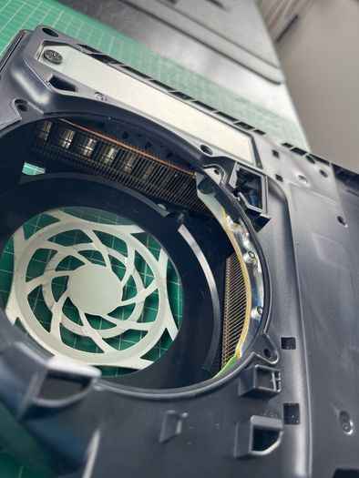 PlayStation 5 PS4 Cleaning - Liquid Metal & Thermal Paste
