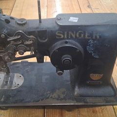 Singer 107W19 Industrial Glove Point Sewing Machine Head Only