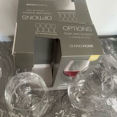 wine 4 wine glasses