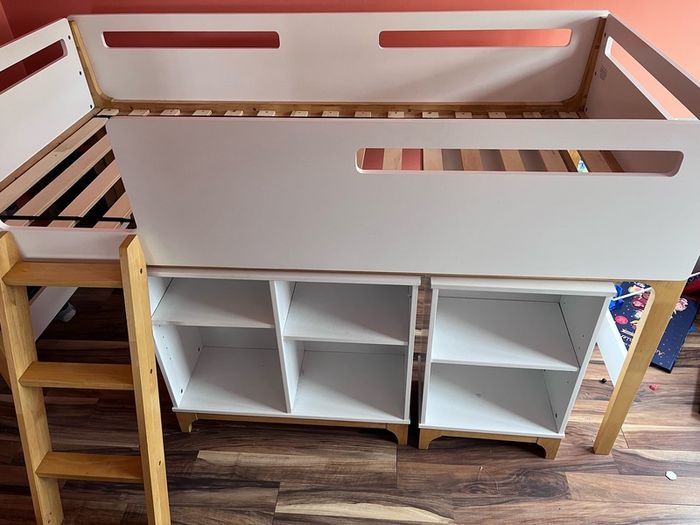 Kids Bunk bed with desk and shelf storage