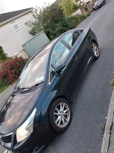 2011 Toyota Avensis 2.0 D-4d  For Parts / Repair