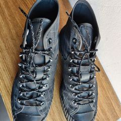 Converse unisex trainers