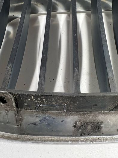 BMW 5 Series E60 E61 Front Right Side Kidney Grill Grille Chrome 7027062 A3l2b810g