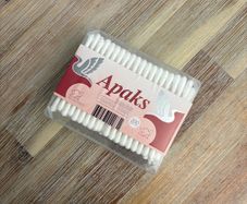 Cotton buds