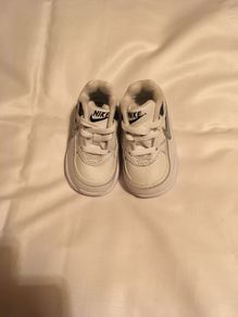 Nike Trainers, size EU-19,5. UK-3,5