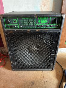 Vintage Trace Elliot Series 6 GP7 Bass Guitar Amplifier Combo With 7-Band Graphic Equalizer And 15 Inch Speaker 100/150 Watts