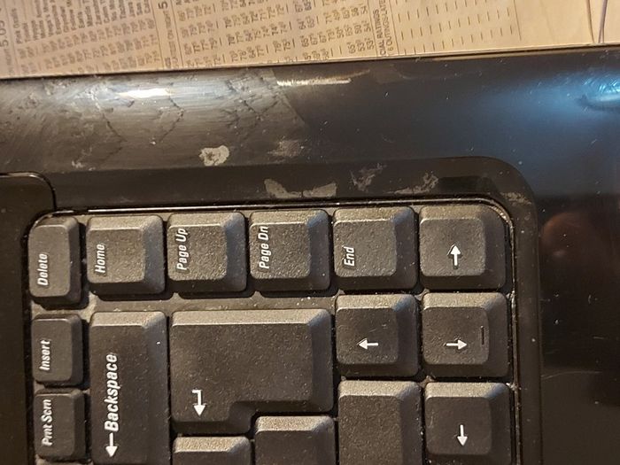 Dell Inspiron 1545, Model PP41L, Intel Pentium Dual-Core CPU T4300, 2.1GHZ, 4GB Ram, 238GB SSD, Windows 10, Microsoft Edge, chrome and VLC