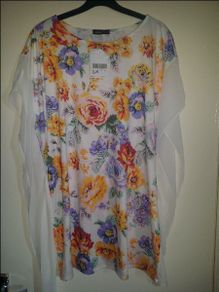 BNWT Genuine APART Butterfly oversize style tops available in size UK16 and UK18 EUR44 and 46 Postage included