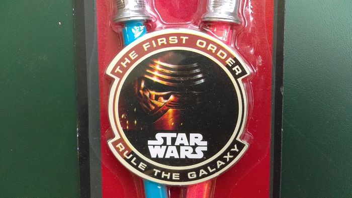 Star Wars Sabre Pens As New