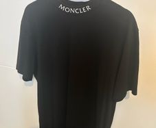 Moncler t shirt