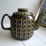 Vintage Price & Kensington "Wembley" Teapot Image 2