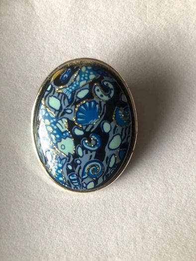 Vintage costume brooch