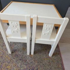 Kids table and 2 chairs