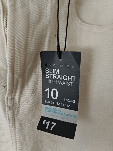 Cream Jeans
