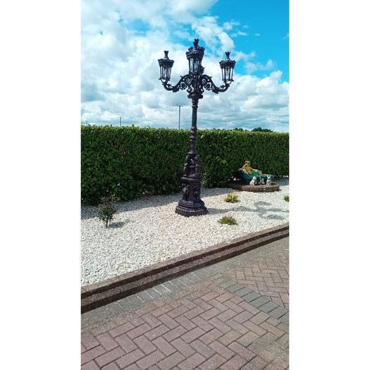 Cast Iron Street Lamp D1075
