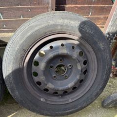 Tyres and one steel alloy for Hyundai i30 2012-2016