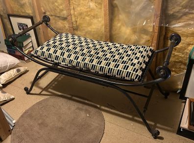 Cast iron bench with cushion made to measure