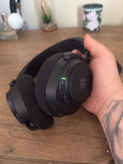 Arctic Nova 5 Wireless Headphones