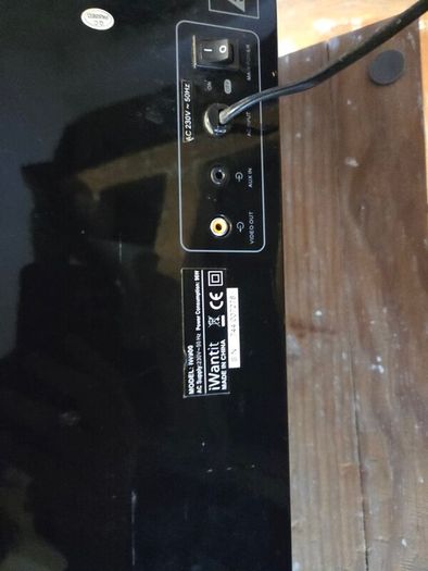Apple iPod Classic 160GB (Black) + iWantit Docking Speaker Station