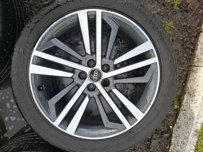 20" Genuine Audi Q5 S Line Alloys with tyres