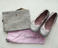 Pretty Ballerinas silver flats with matching catch