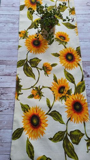Handmade " Sunflowers "table runner  33cm x 170cm