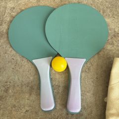 tennis racket