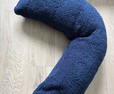 V Pillow/Cushion