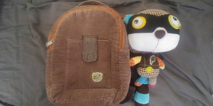 ECO-Snoopers backpack for preschool with attachable teddy