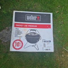 New Weber Smokey Joe Premium barbecue